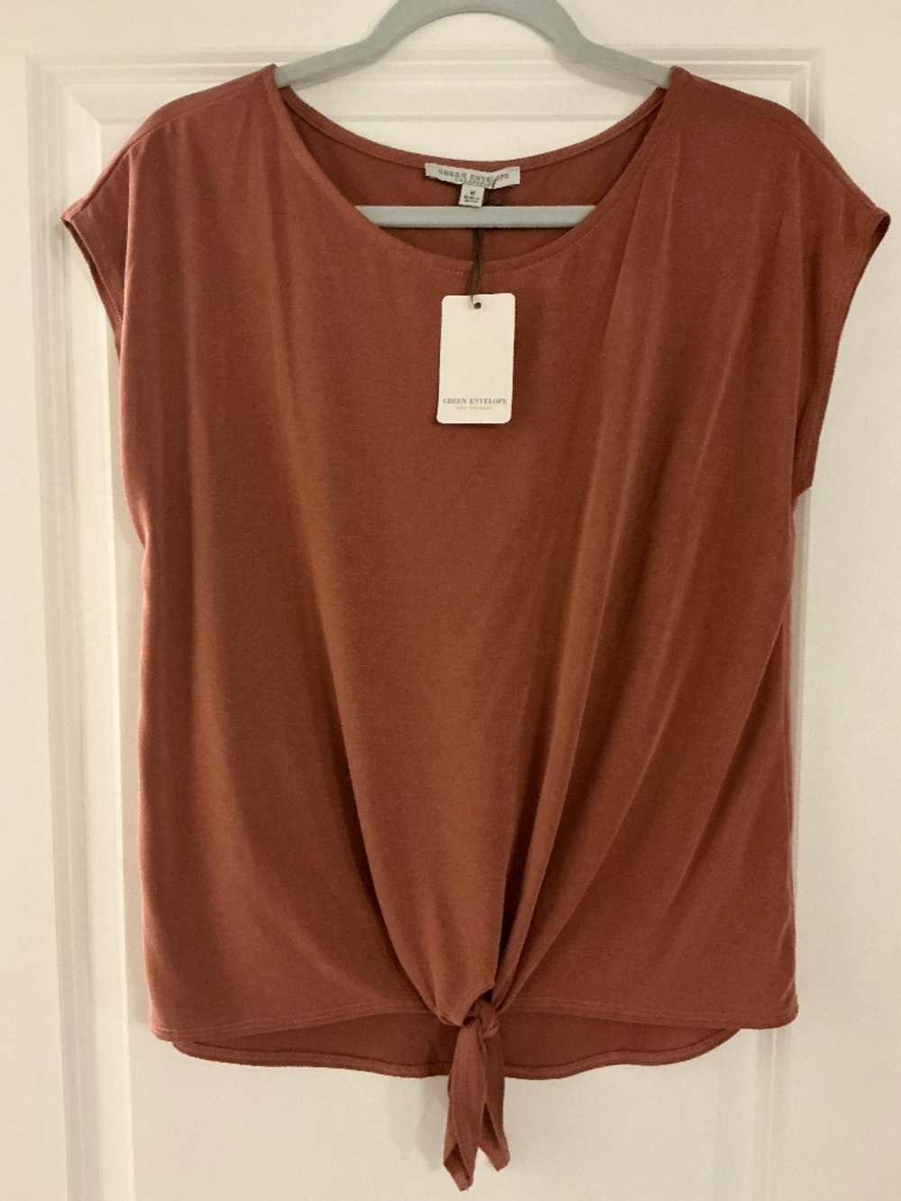 Green Envelope Los Angeles knot tied bottom blouse medium NWT
